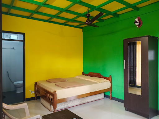 Normal room with twin beds